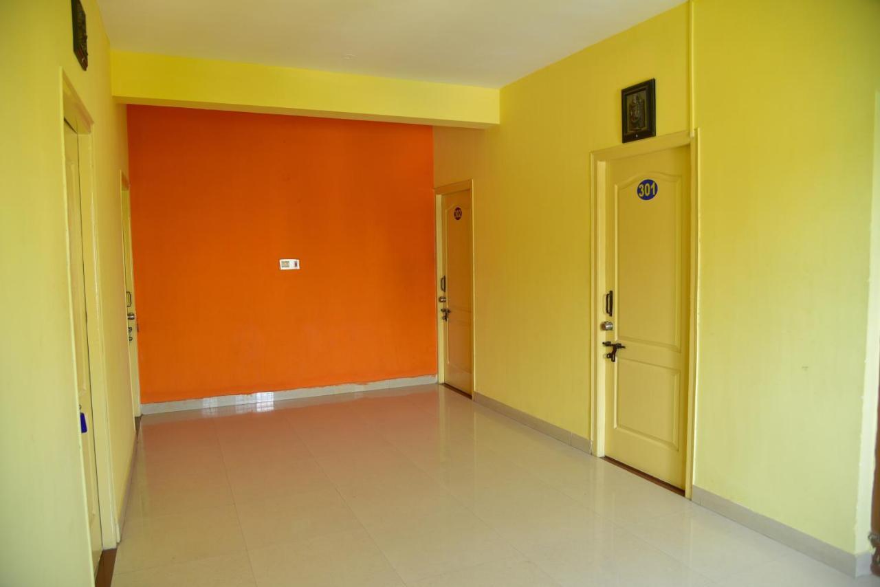 Hôtel Shreyas Residency à Mysore Extérieur photo