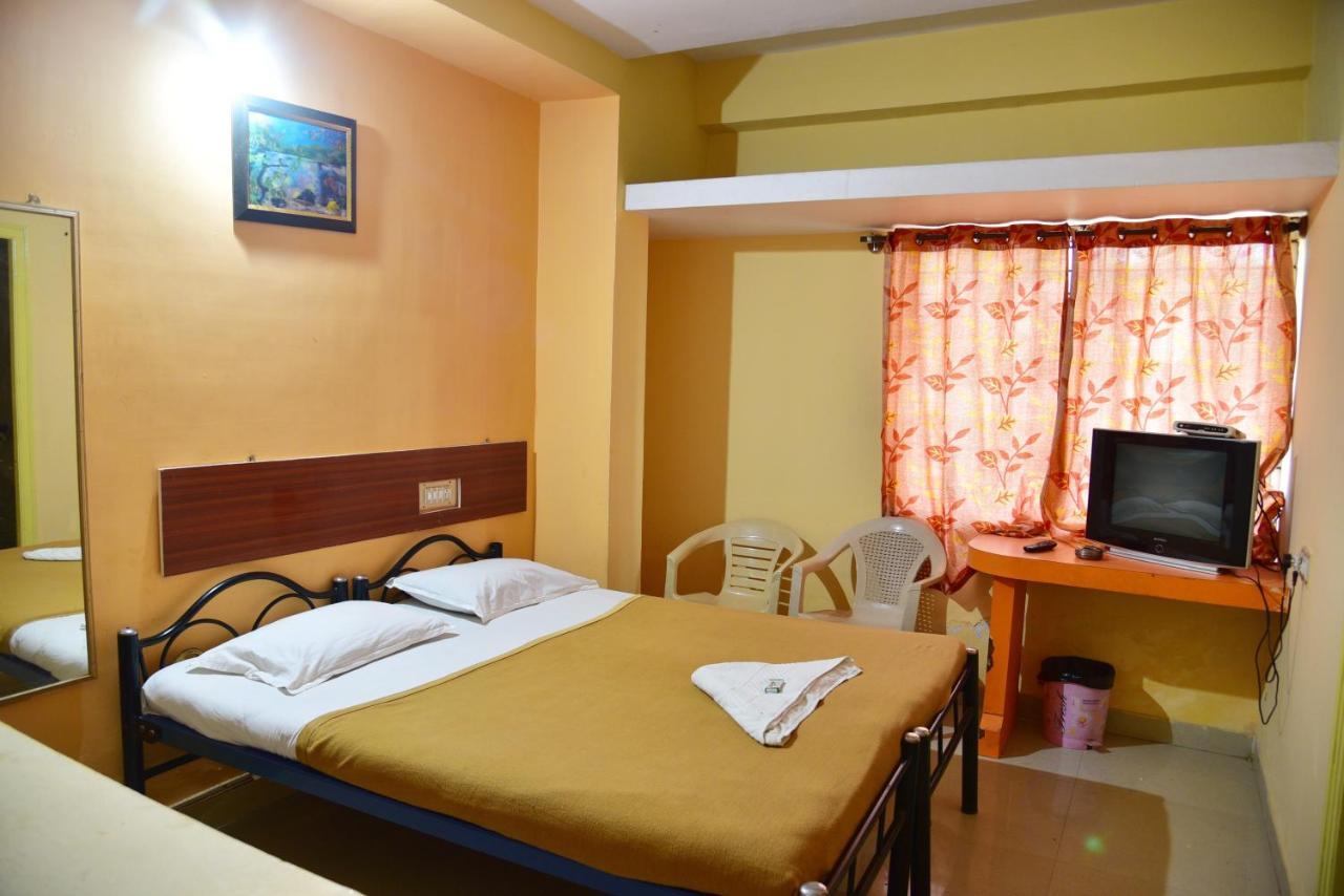 Hôtel Shreyas Residency à Mysore Extérieur photo